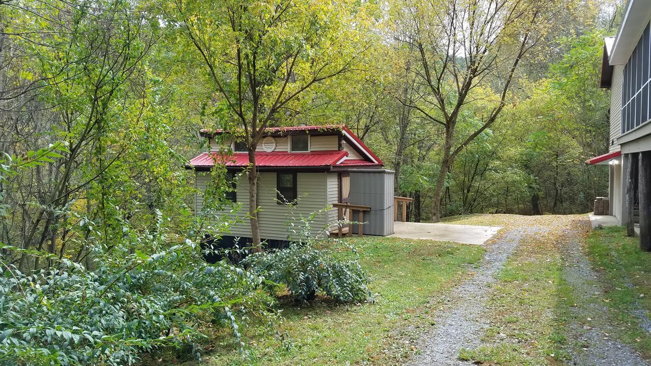 Red Roof Mountain Cabin With Starlink Internet! Stanley Exterior photo